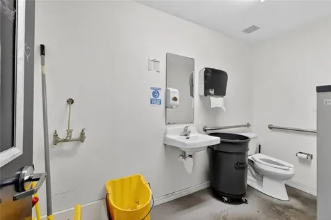 3411 W Main Street Leesburg FL 34748