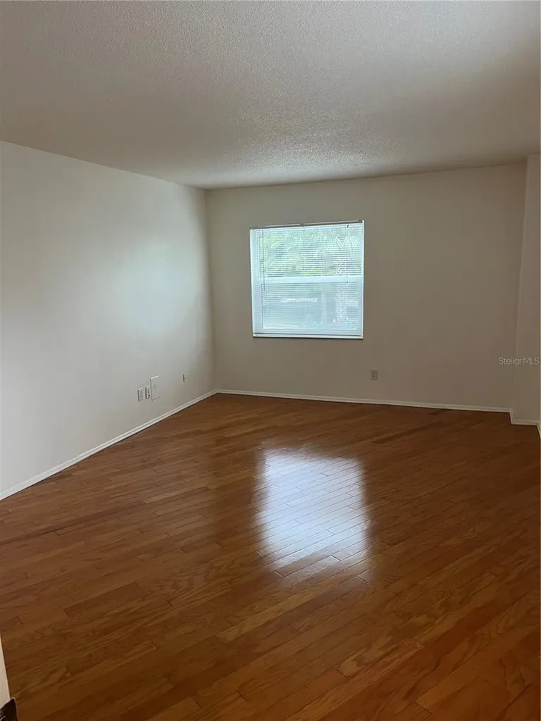 435 S Gulfstream Avenue Sarasota FL 34236