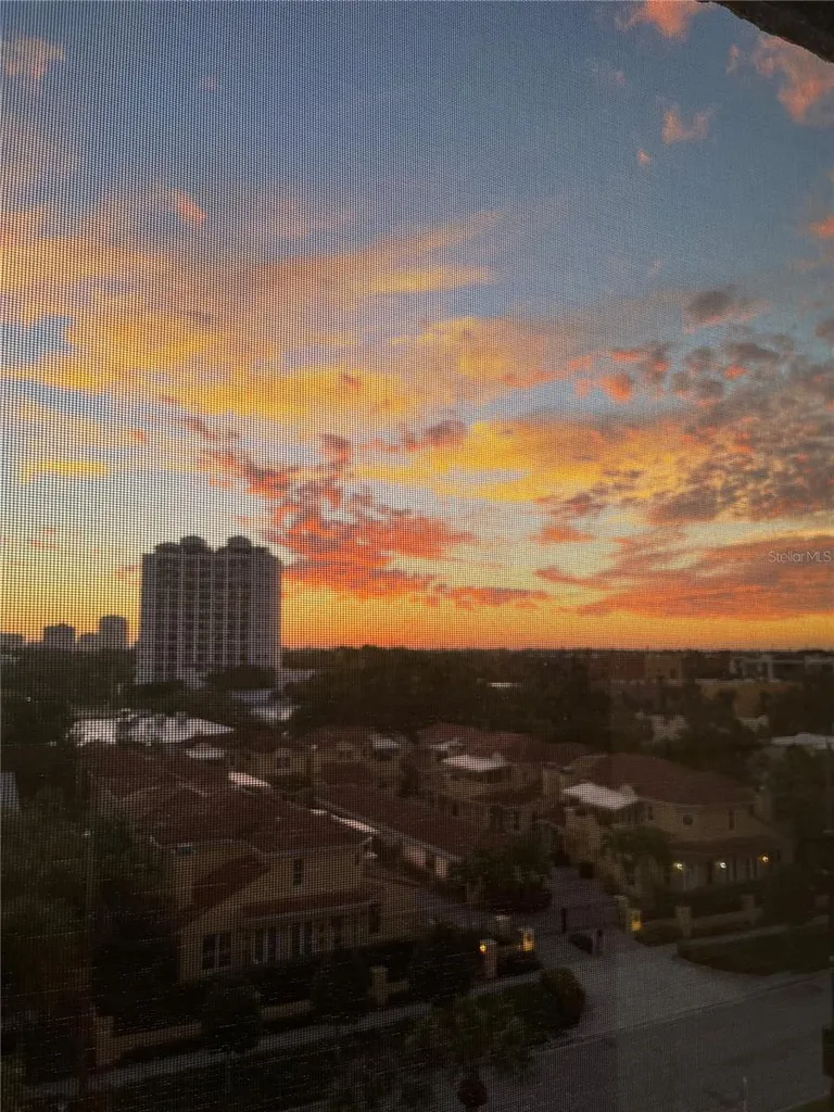 435 S Gulfstream Avenue Sarasota FL 34236