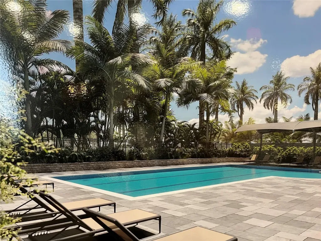 435 S Gulfstream Avenue Sarasota FL 34236