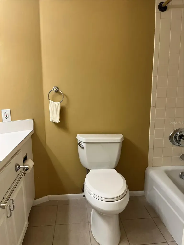 435 S Gulfstream Avenue Sarasota FL 34236