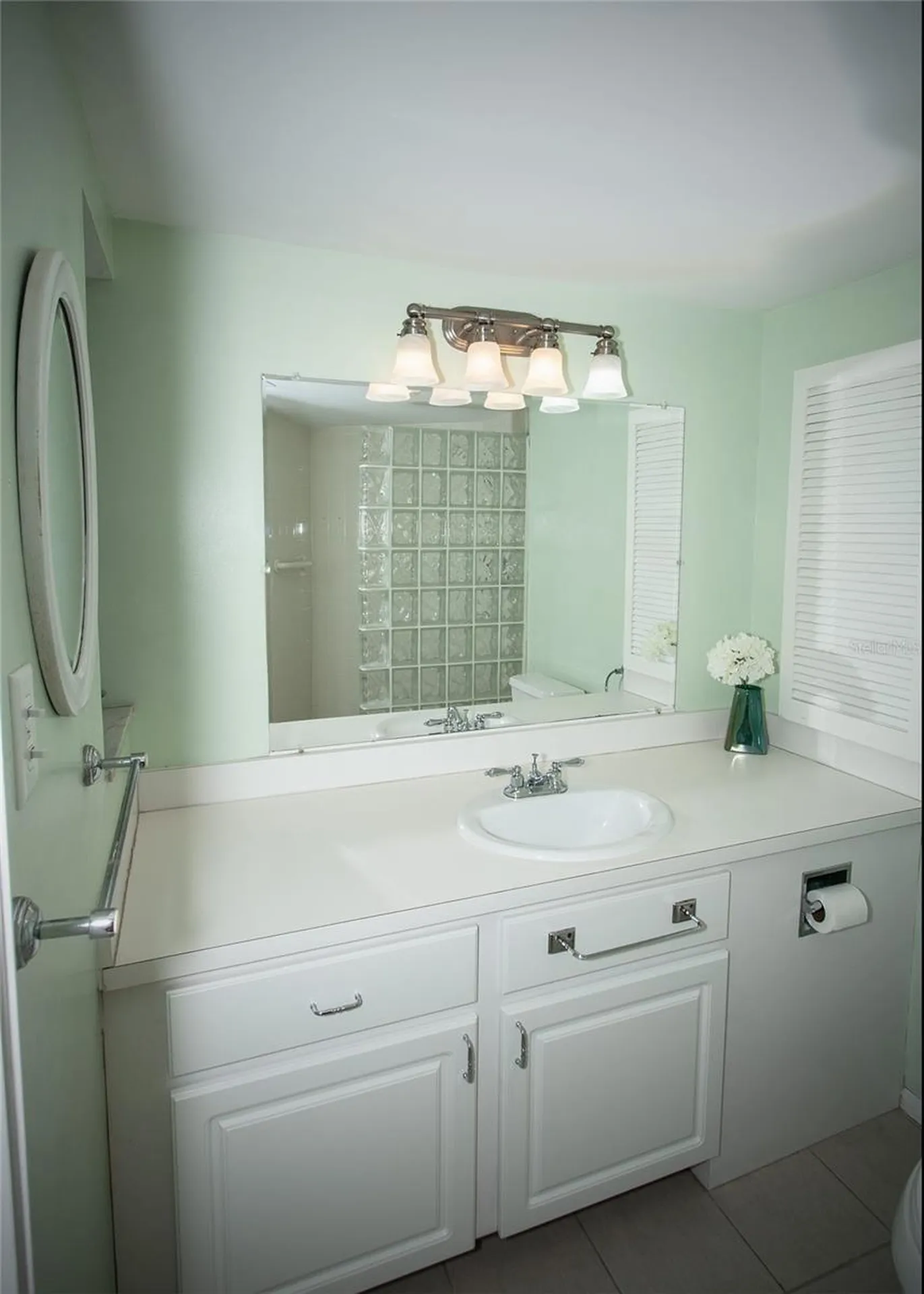 435 S Gulfstream Avenue Sarasota FL 34236