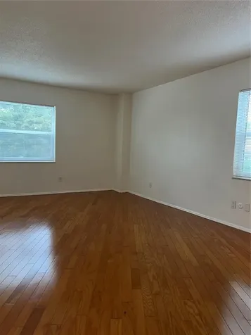 435 S Gulfstream Avenue Sarasota FL 34236