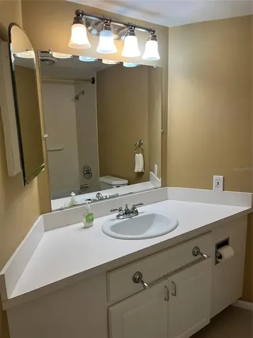 435 S Gulfstream Avenue Sarasota FL 34236