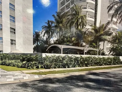 435 S Gulfstream Avenue Sarasota FL 34236