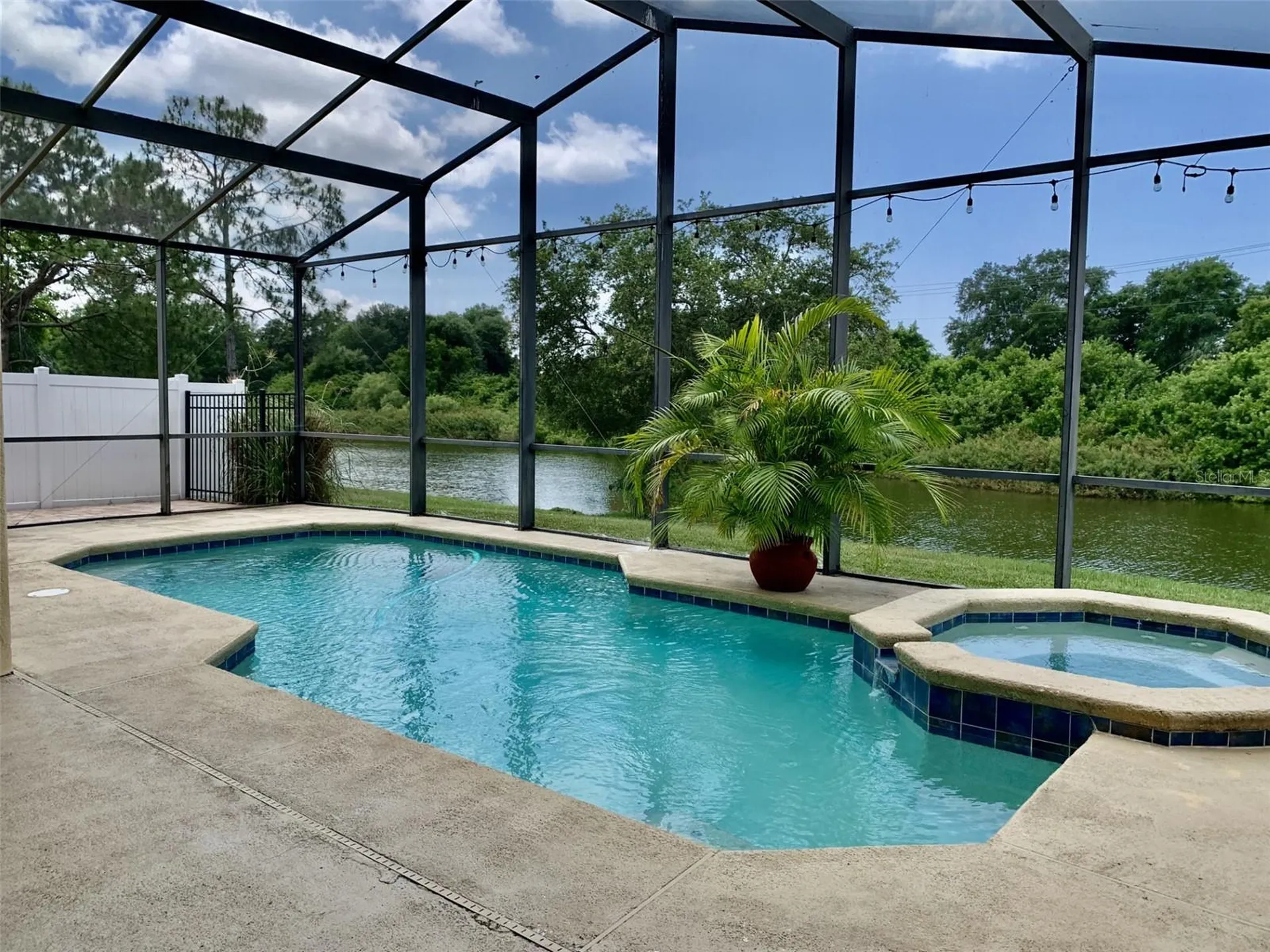 2015 Wrangler Drive Brandon FL 33511