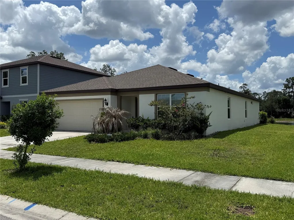 30596 Thunderbird Drive Wesley Chapel FL 33545