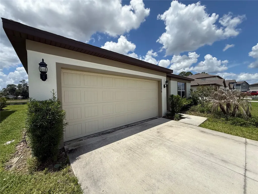 30596 Thunderbird Drive Wesley Chapel FL 33545