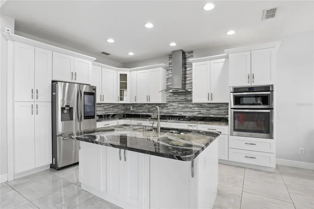 10142 Silmarien Street Orlando FL 32825