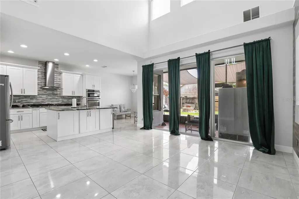 10142 Silmarien Street Orlando FL 32825