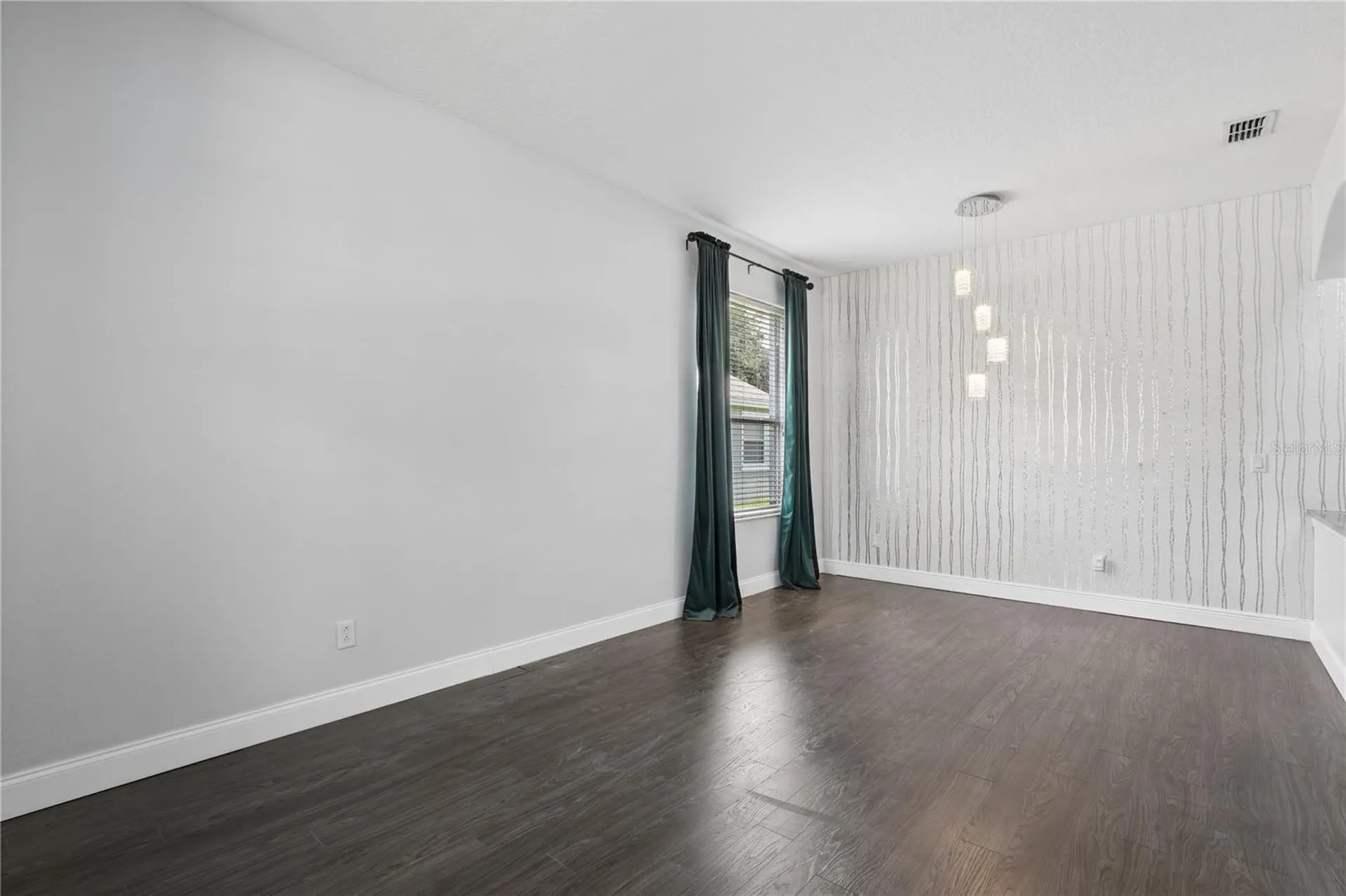 10142 Silmarien Street Orlando FL 32825