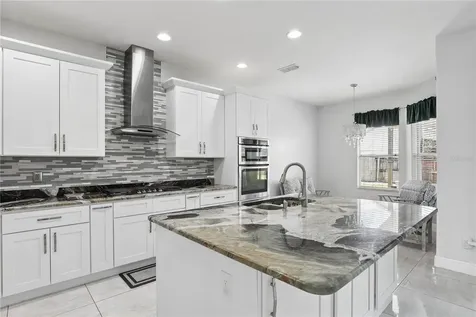 10142 Silmarien Street Orlando FL 32825