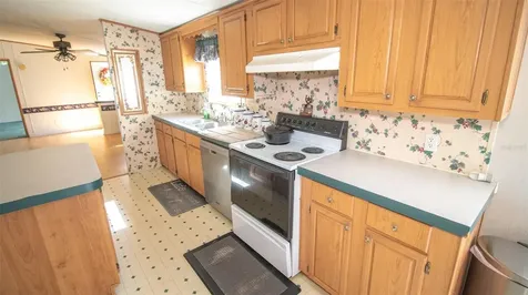 17824 NE 143rd Terrace Waldo FL 32694