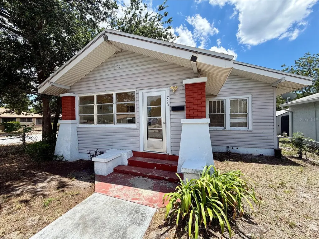 750 38th Avenue S St Petersburg FL 33705
