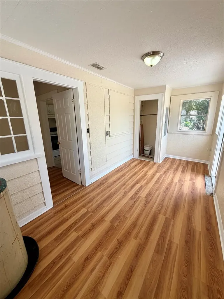 750 38th Avenue S St Petersburg FL 33705