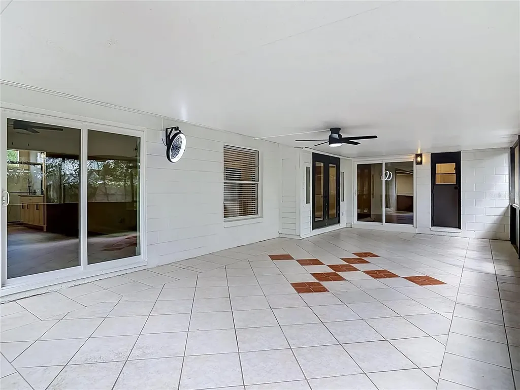 921 Fort Smith Boulevard Deltona FL 32738