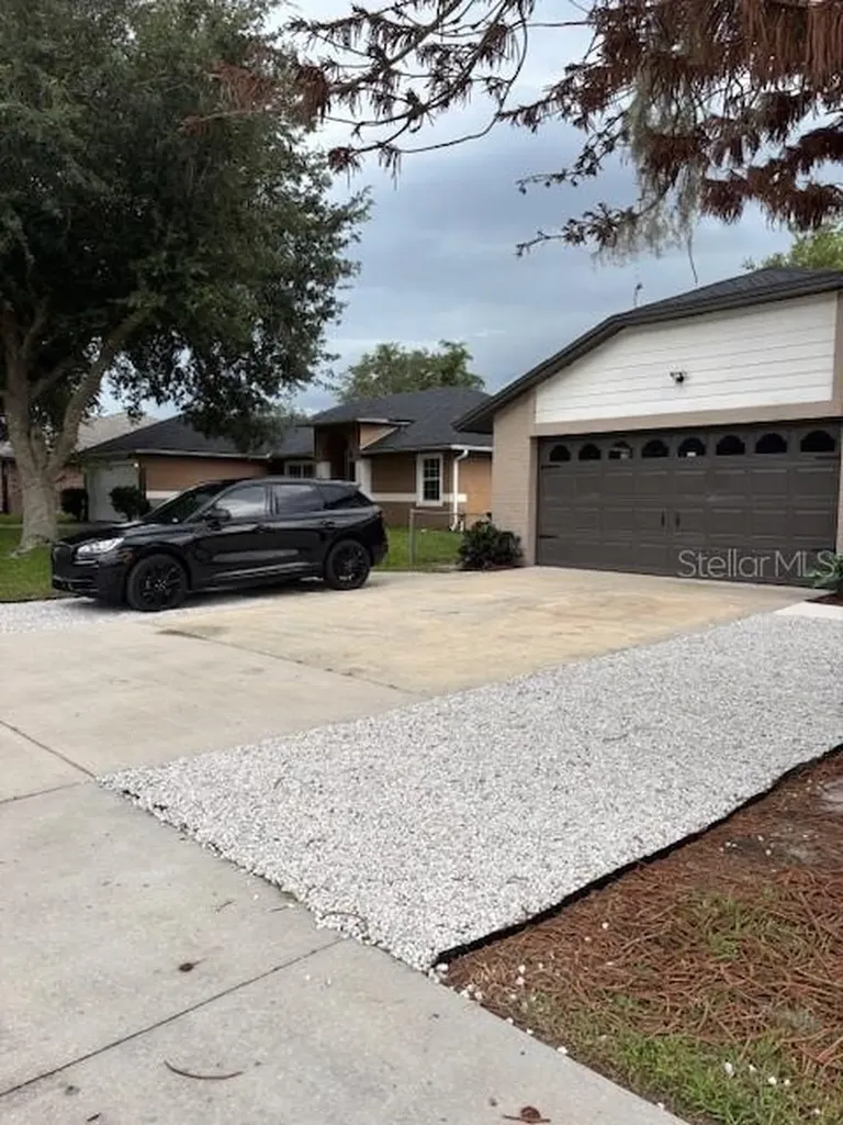 921 Fort Smith Boulevard Deltona FL 32738