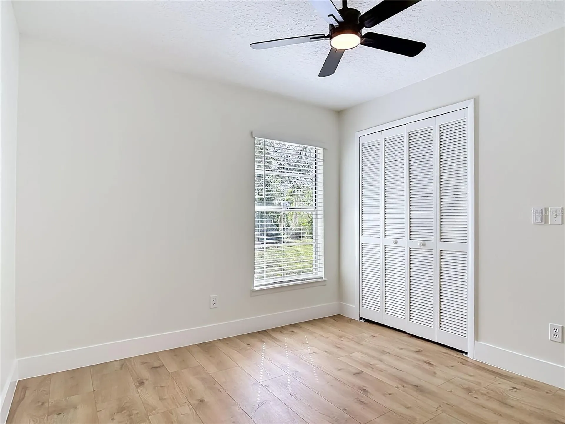 921 Fort Smith Boulevard Deltona FL 32738