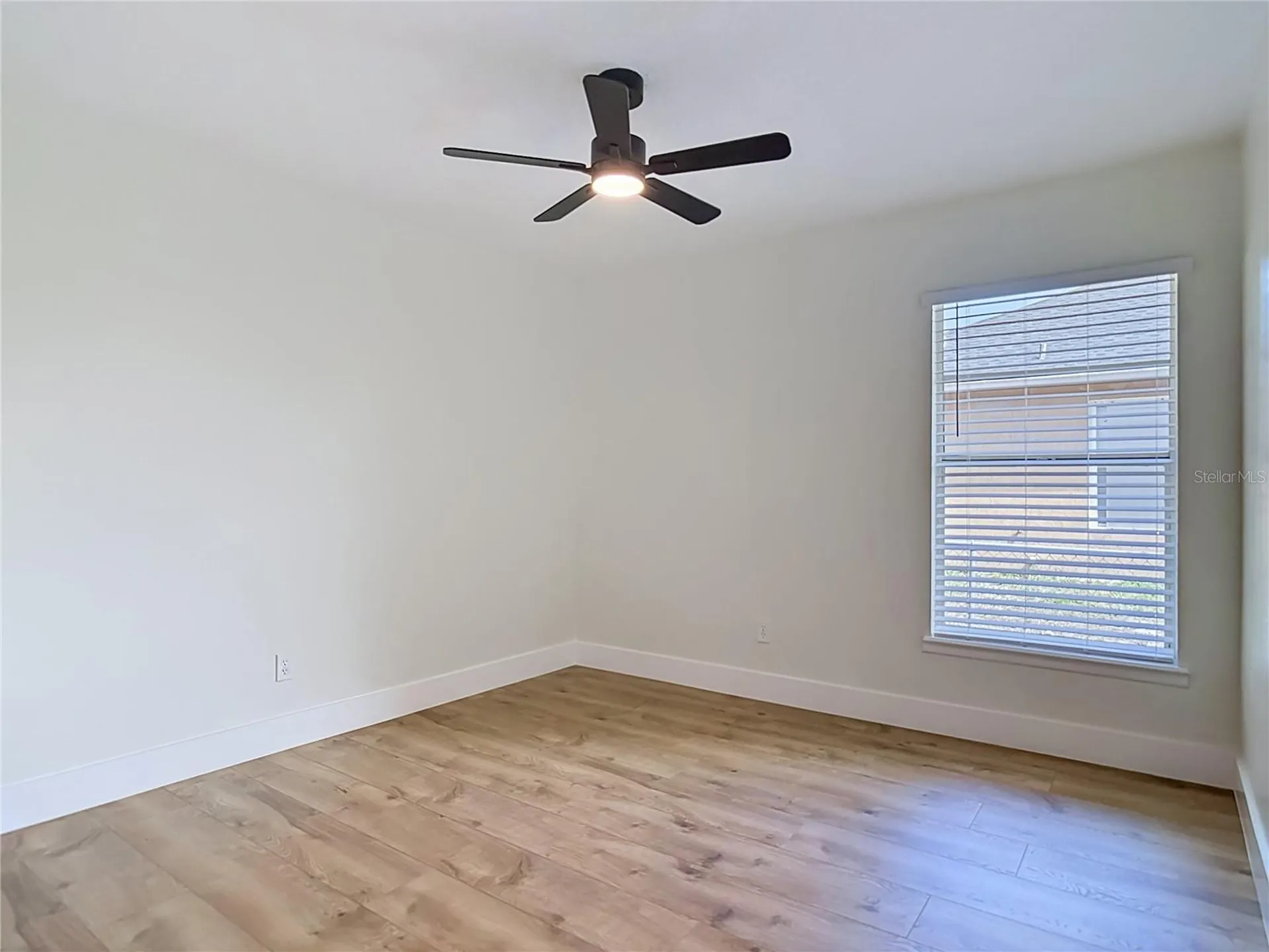 921 Fort Smith Boulevard Deltona FL 32738