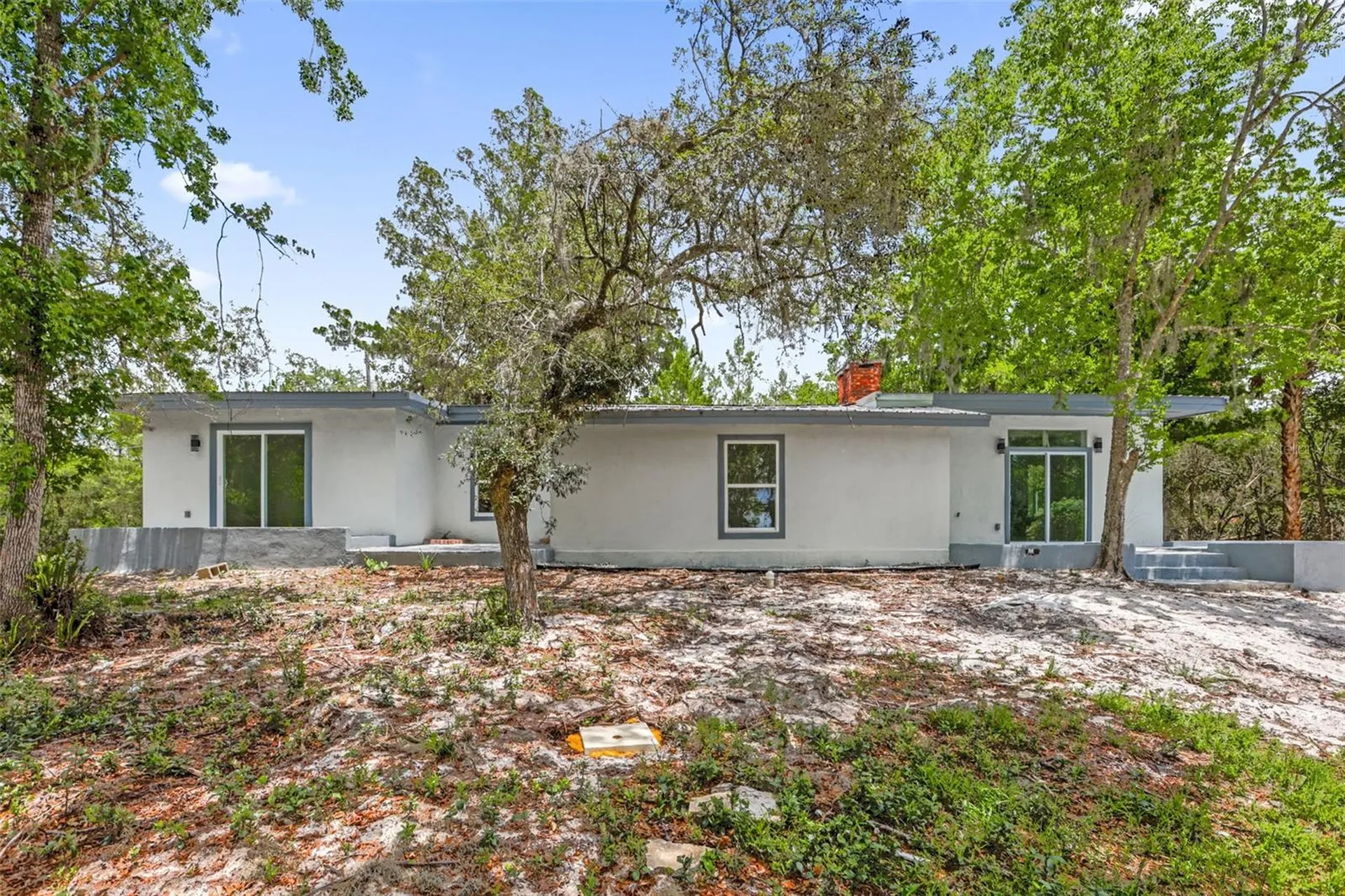 26716 Fishermans Road Paisley FL 32767