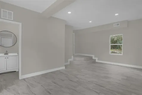 26716 Fishermans Road Paisley FL 32767