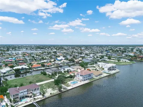 262 George Road SE Port Charlotte FL 33952