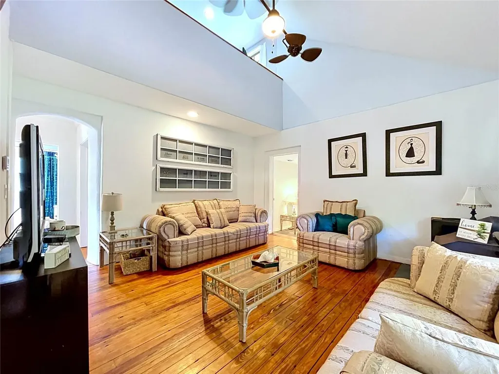 10824 Palmetto Street Riverview FL 33569