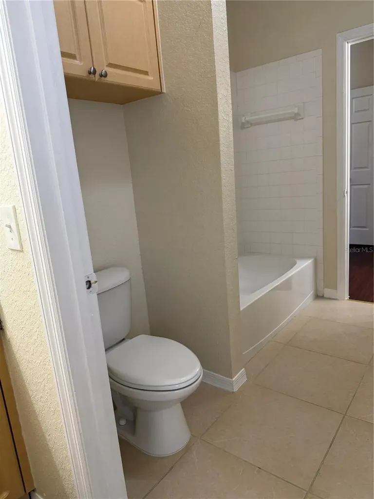3725 Conroy Road Orlando FL 32839