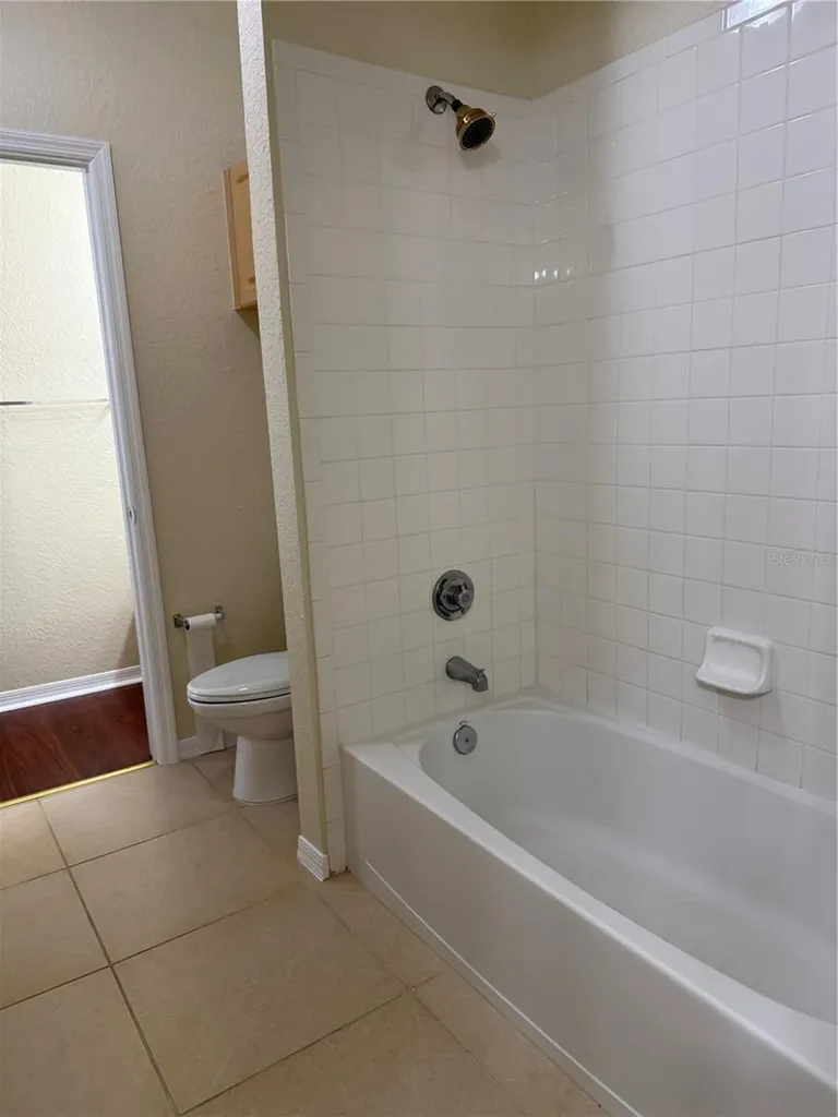 3725 Conroy Road Orlando FL 32839