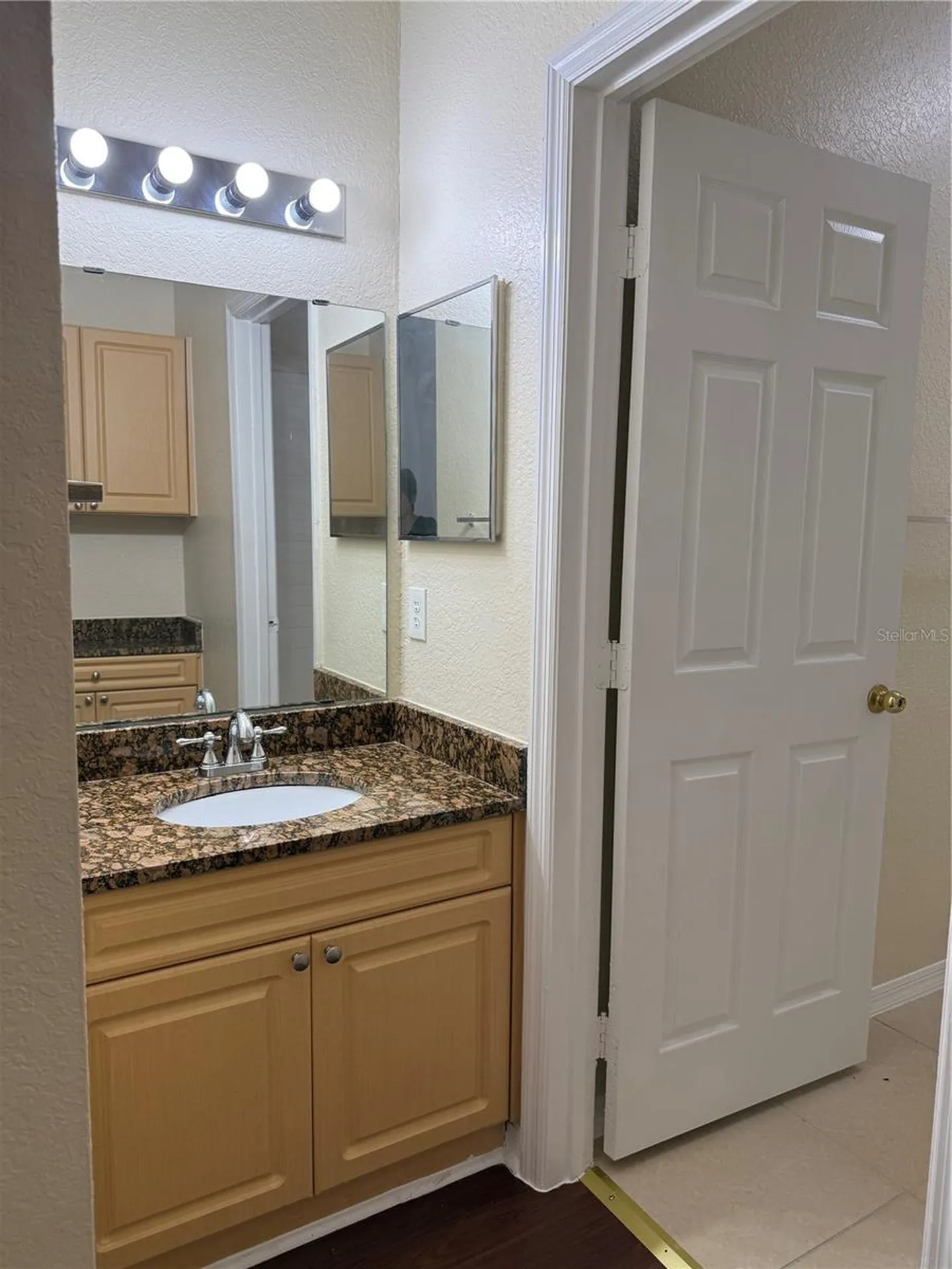 3725 Conroy Road Orlando FL 32839