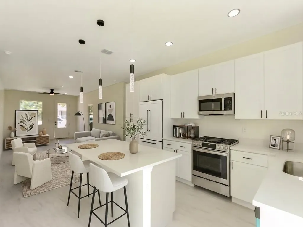 2060 Dixie Avenue Sanford FL 32771