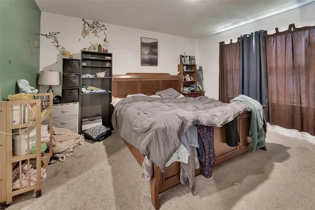 1235 Winter Gray Circle Deltona FL 32738