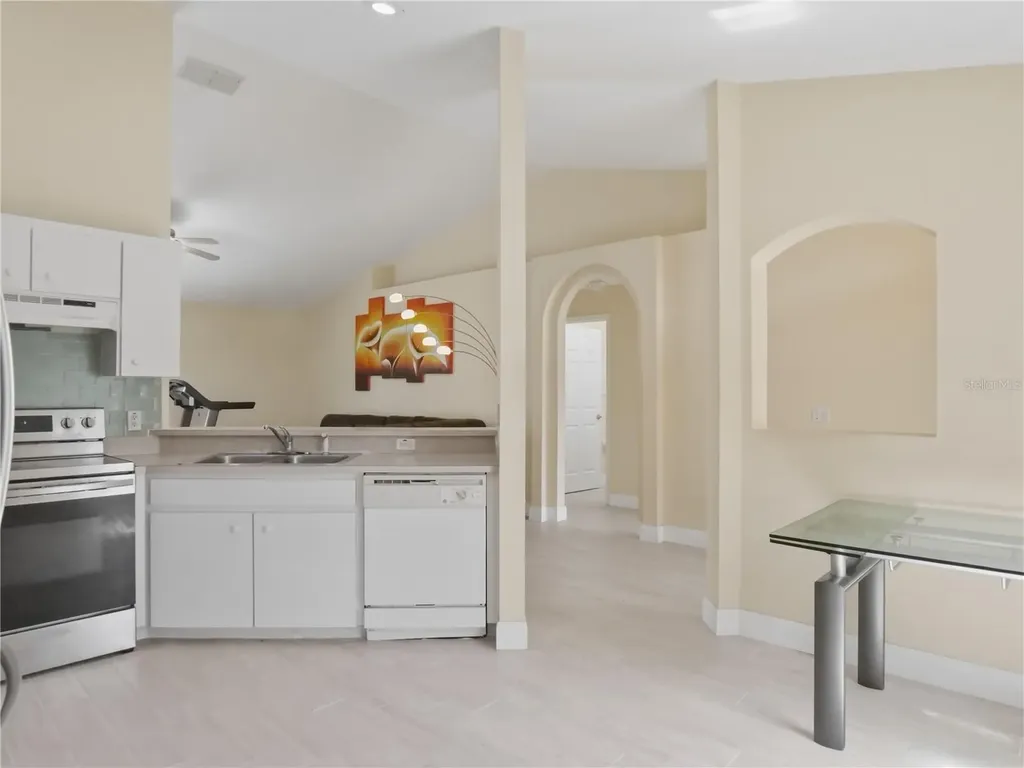 5553 Moon Valley Drive Lakeland FL 33812