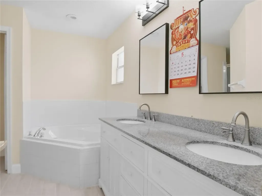 5553 Moon Valley Drive Lakeland FL 33812