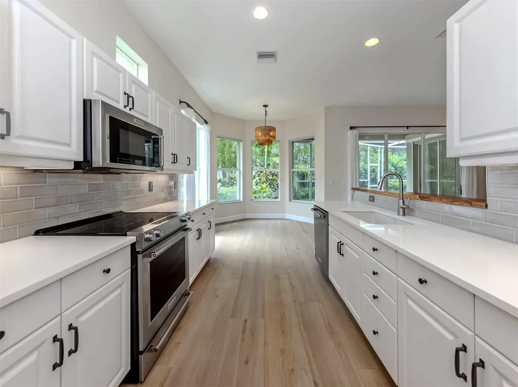 128 Amora Avenue Venice FL 34285