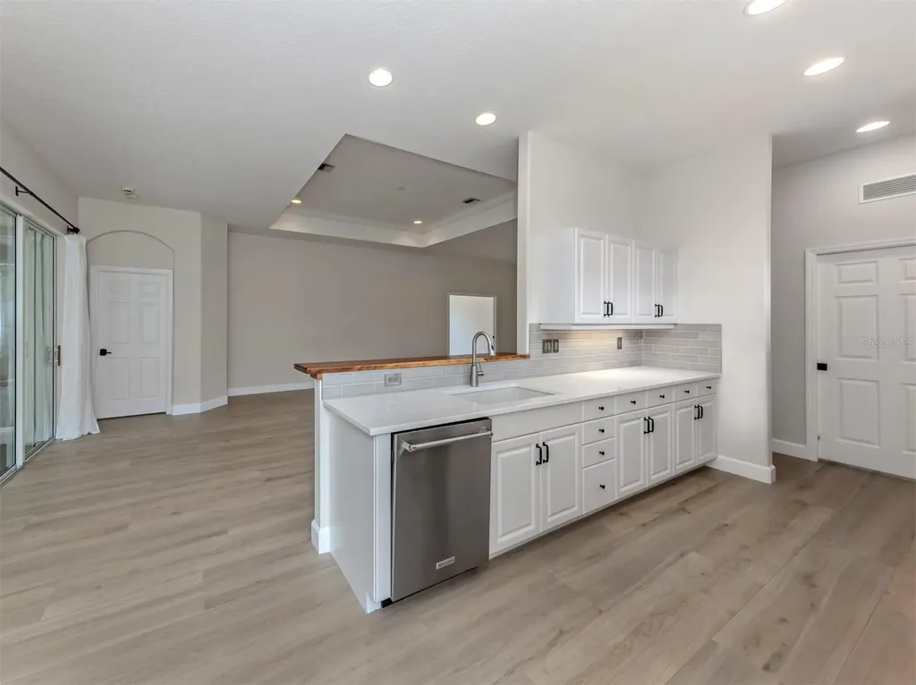 128 Amora Avenue Venice FL 34285