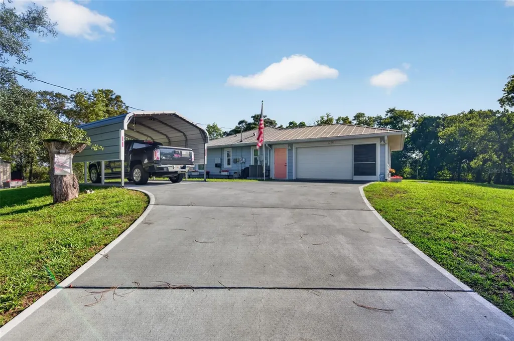 12293 Wolf Den Road Weeki Wachee FL 34614