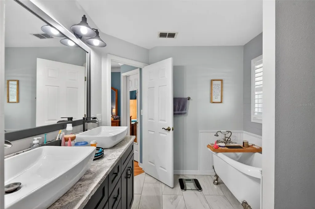 12293 Wolf Den Road Weeki Wachee FL 34614