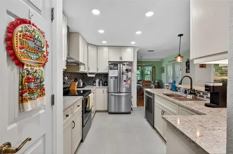 12293 Wolf Den Road Weeki Wachee FL 34614