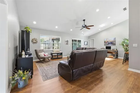 3301 Briarwood Lane Safety Harbor FL 34695