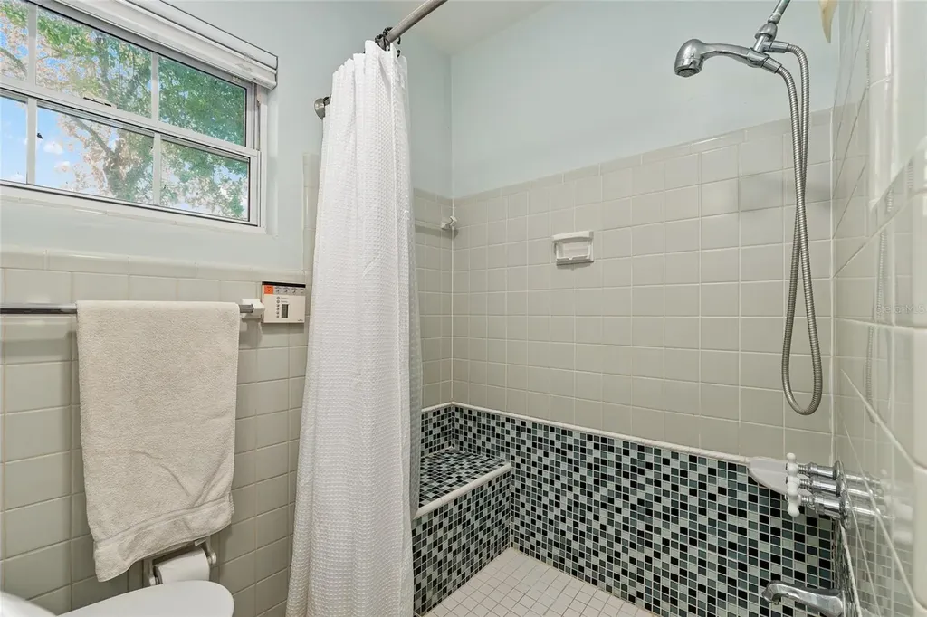 1714 NE 6th Terrace Gainesville FL 32609