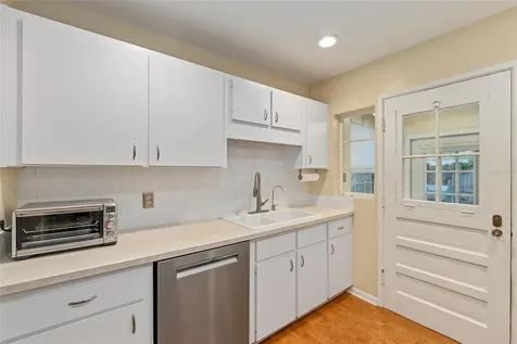 1714 NE 6th Terrace Gainesville FL 32609
