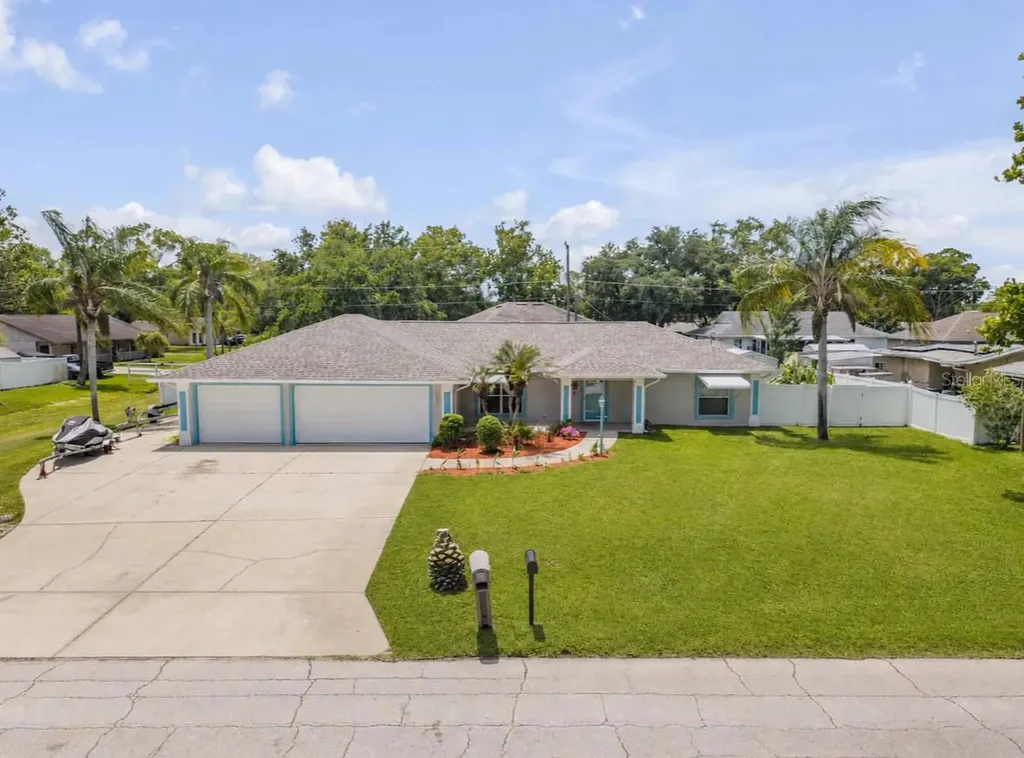 2232 Woodland Drive Edgewater FL 32141