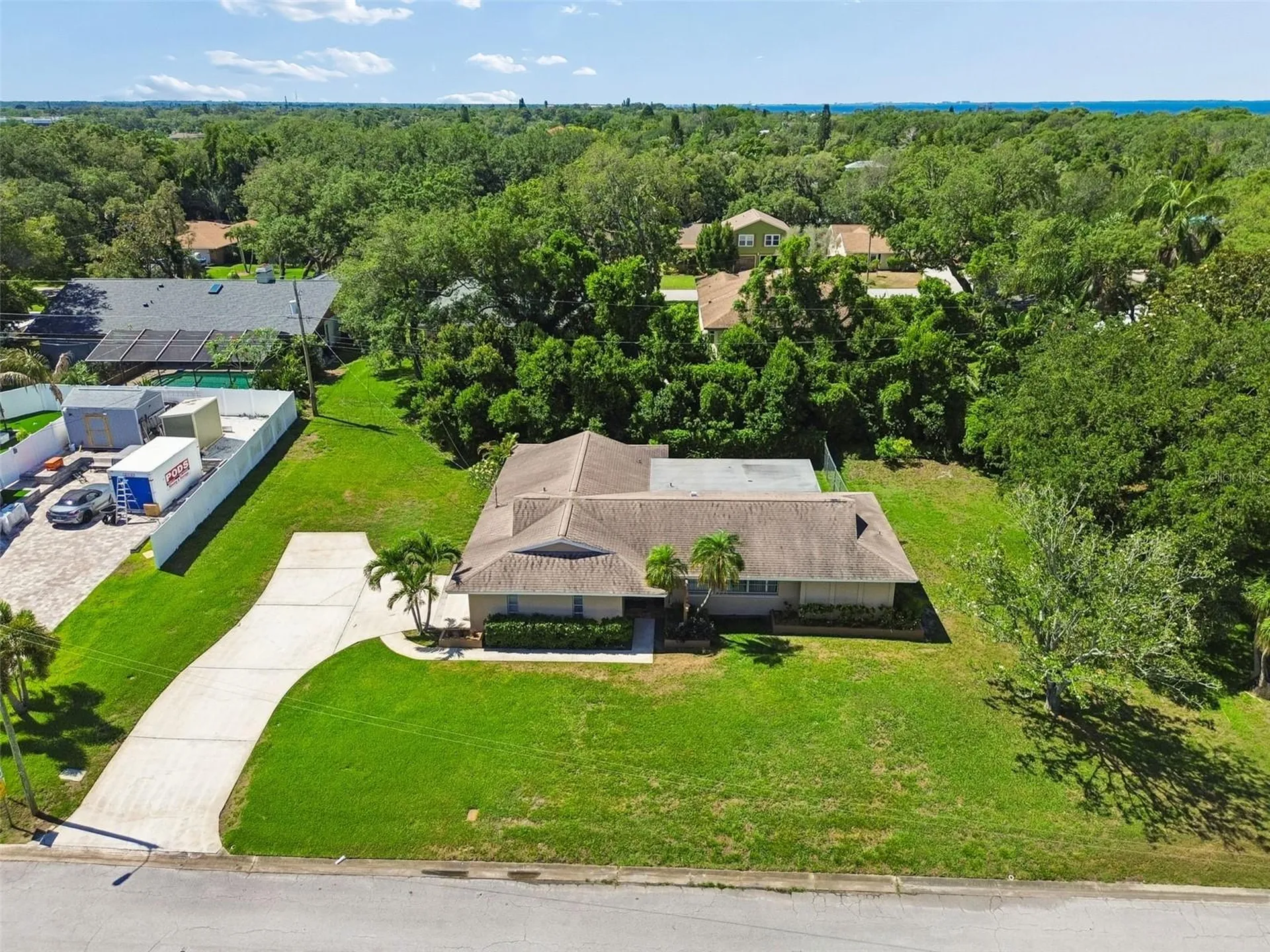 1251 Holiday Drive Tarpon Springs FL 34689