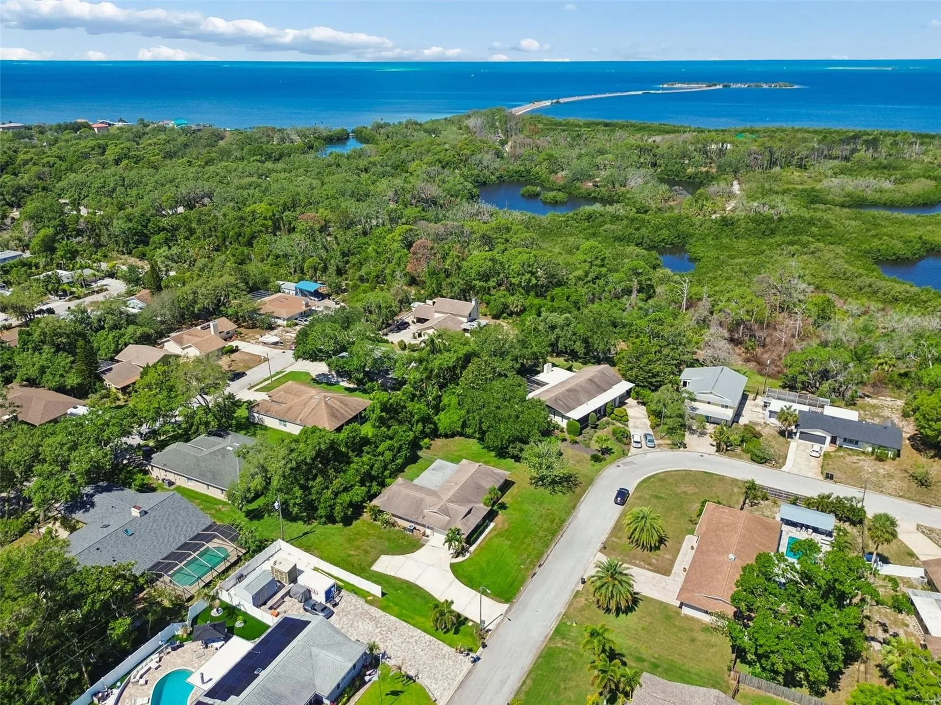 1251 Holiday Drive Tarpon Springs FL 34689