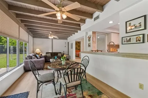 1251 Holiday Drive Tarpon Springs FL 34689