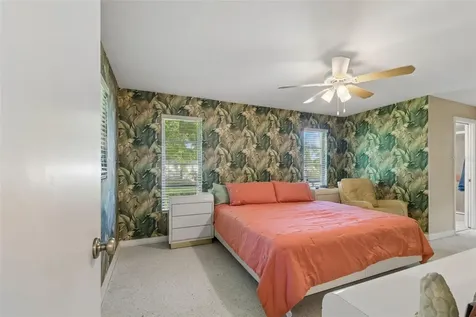 1251 Holiday Drive Tarpon Springs FL 34689