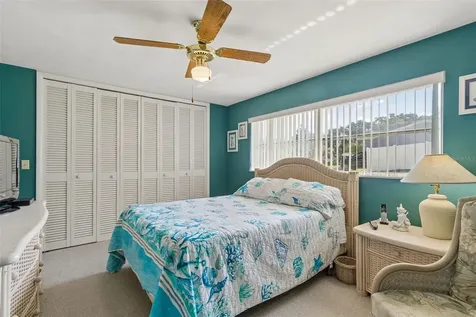 1251 Holiday Drive Tarpon Springs FL 34689