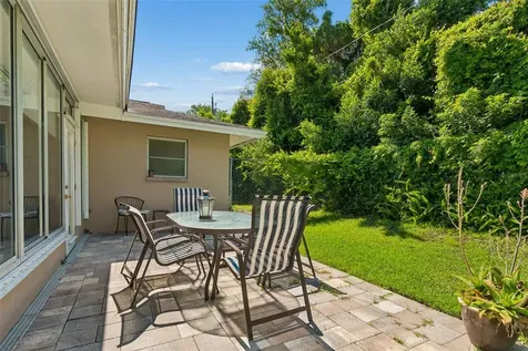 1251 Holiday Drive Tarpon Springs FL 34689