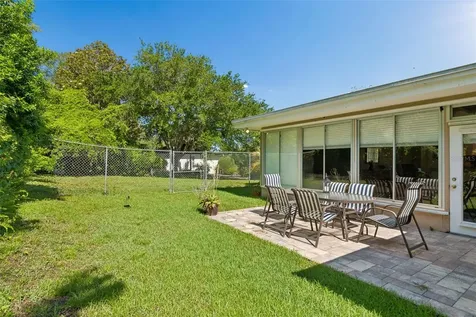 1251 Holiday Drive Tarpon Springs FL 34689